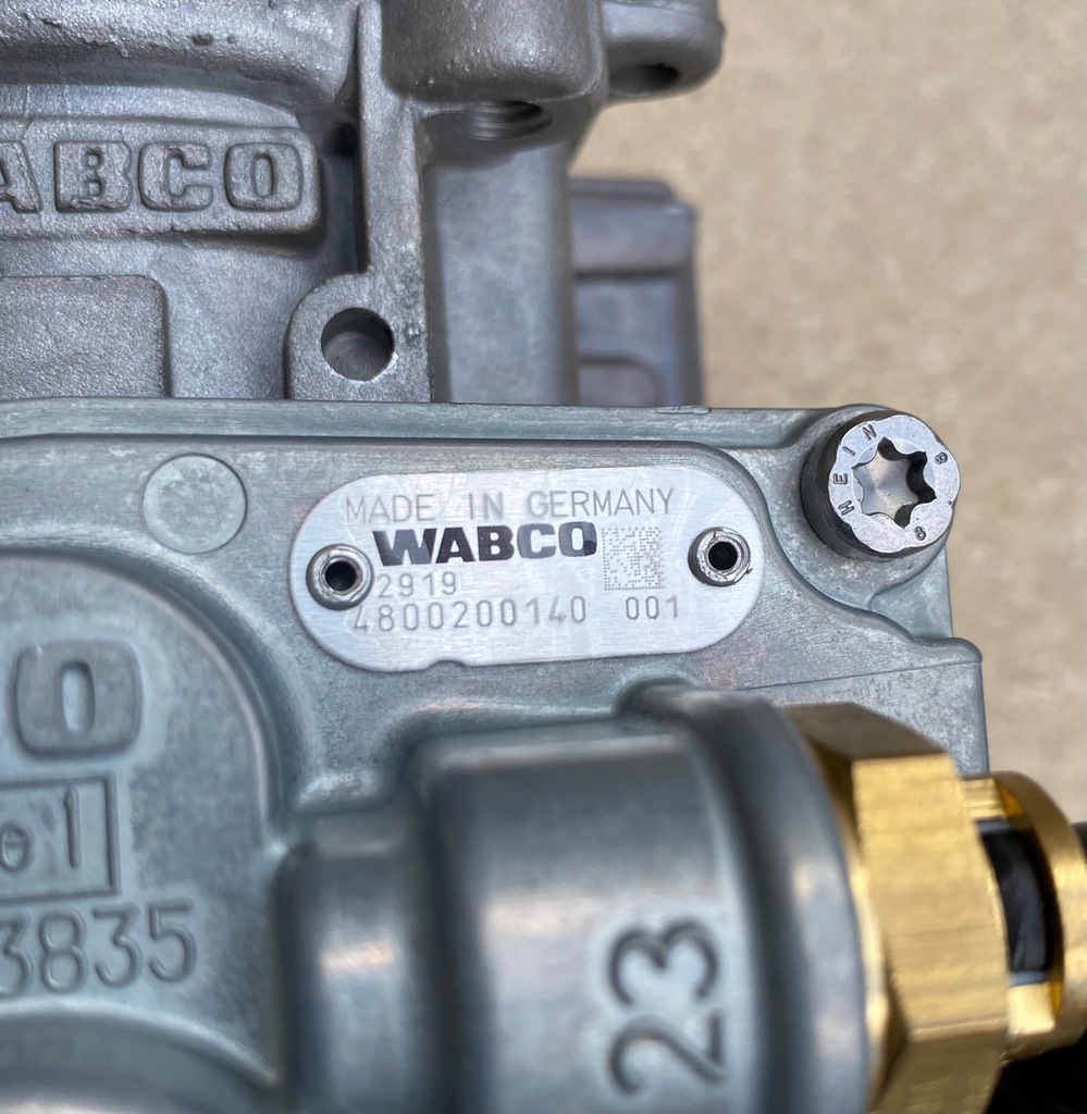 фото №5, Клапан главный тормоза iveco stralis e6 4800200140