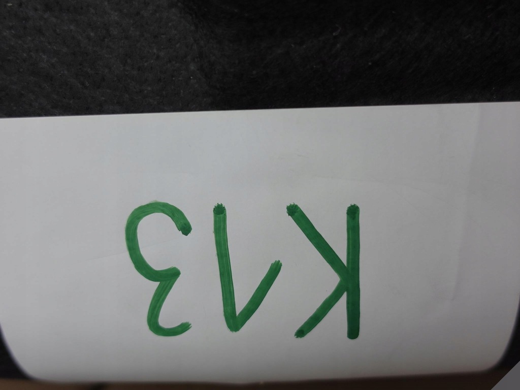 фото №7, Mercedes cls c218 обивка кнопка крышки задняя