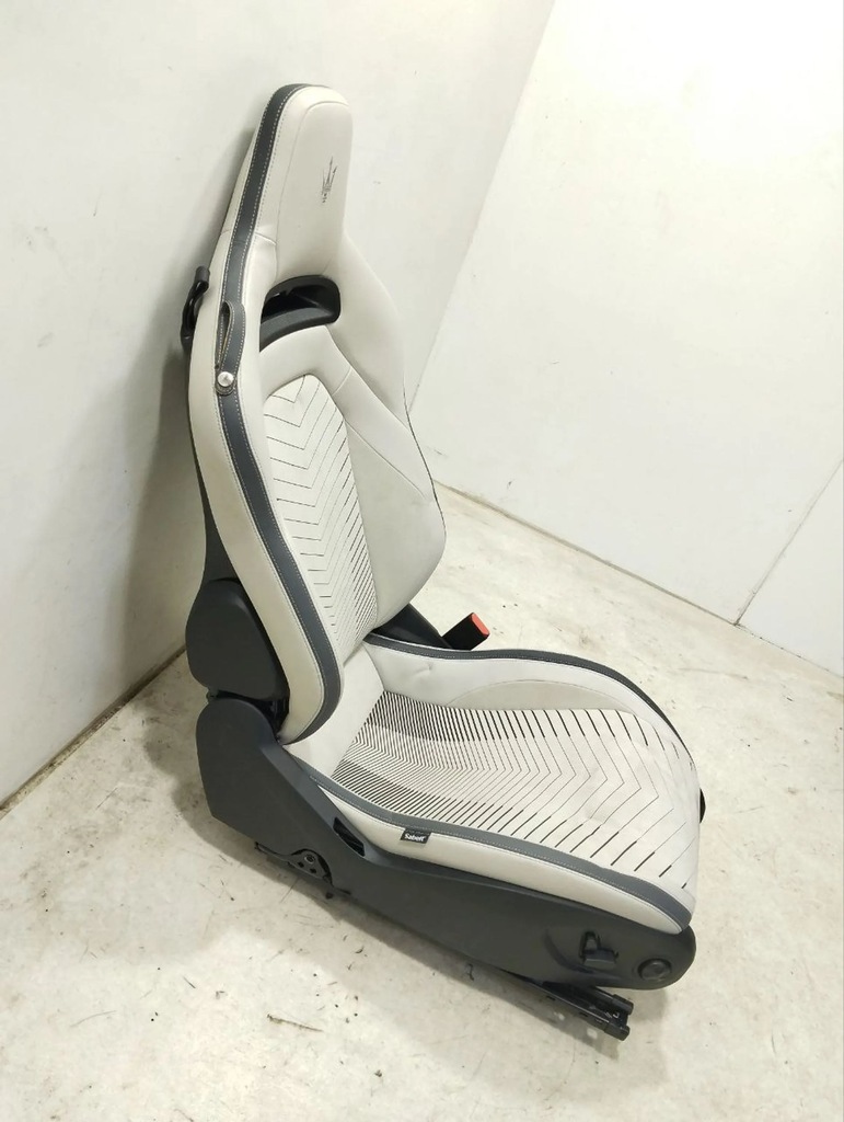 фото №16, Maserati mc20 2023 сидіння, сидіння 670270715