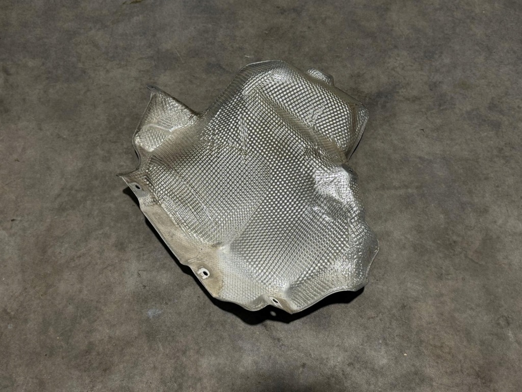 Купить Bmw m2 g87 накладка тепловая 8085783