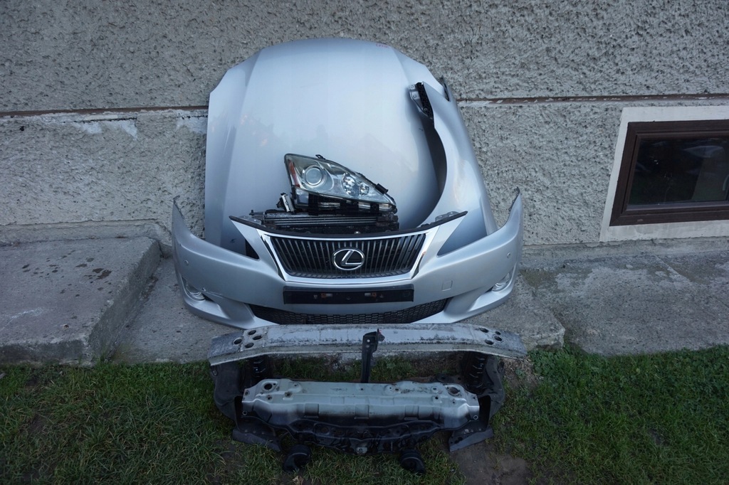 фото №1, Бампер kompletny перед lexus is