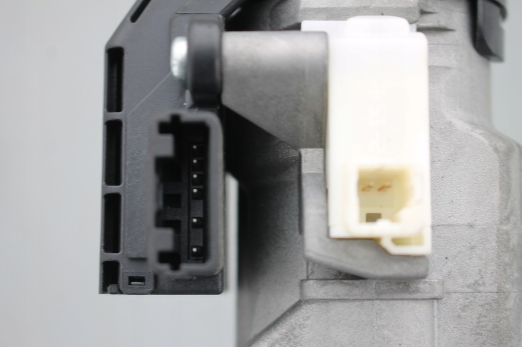 фото №5, Замок зажигания + 2 x ключ suzuki vitara ii iii 15-