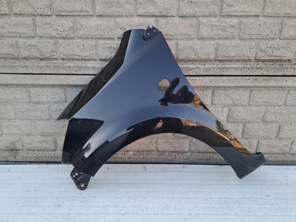 фото №1, Daihatsu sirion subaru justy крила лівий передній оригінал