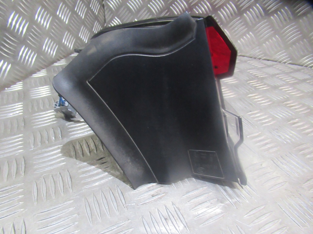 фото №6, Maserati levante lift лампа задняя задняя правая левая