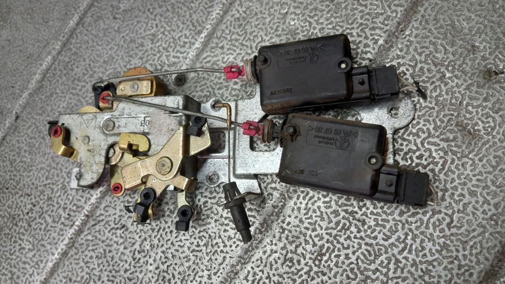 фото №1, Замок правый задняя дверь раздвижных fiat ulysse ii 03r 2.2d