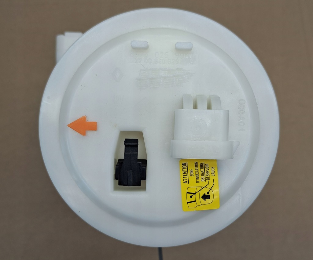 фото №4, Оригинал renault датчик уровня топлива 7700840829