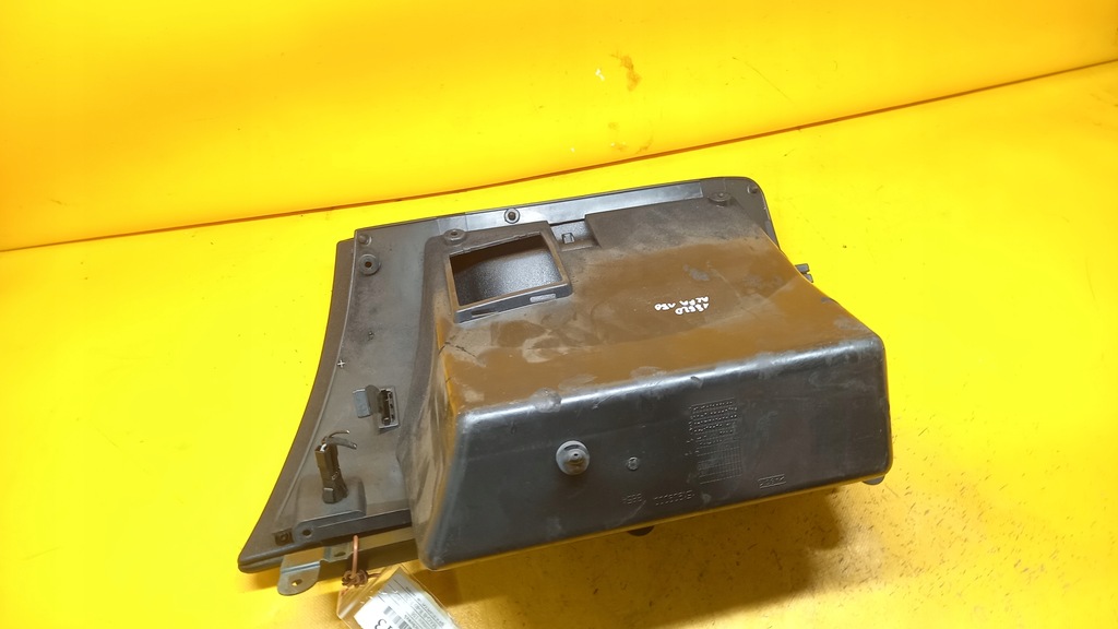 фото №10, Бардачок пассажира alfa romeo 156 fl 151909000