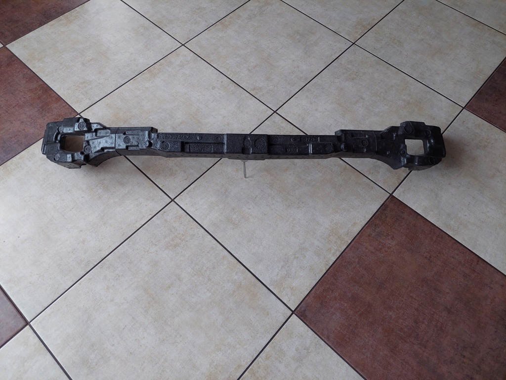 фото №1, Балка - пена - абсорбер - audi a3 - 8v0 - lift