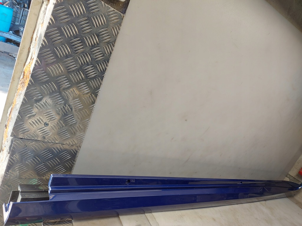 фото №1, Молдинг порог левая toyota camry 75860-33100