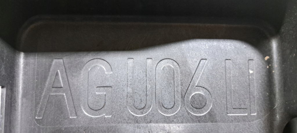 Bmw 2 u06 напрямна бампер лівий задня 8739137 Зі Шроту