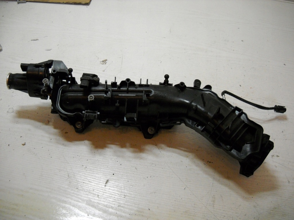 Купить Коллектор впускной  bmw f40 f48 f45 mini 1.5d 8596905