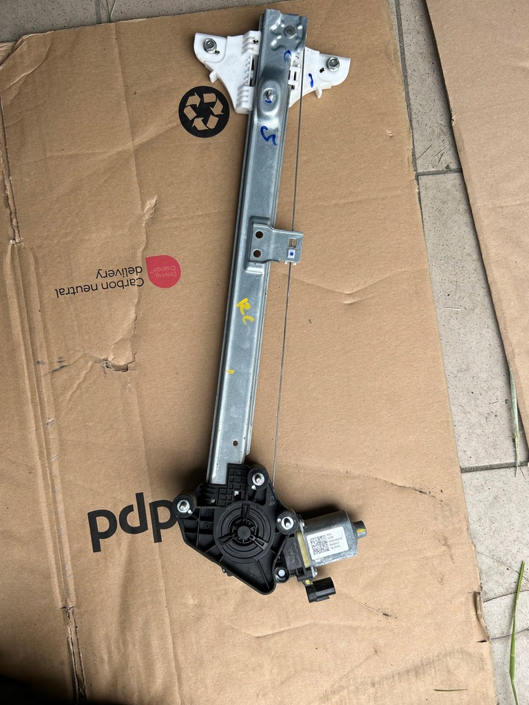 фото №8, Hyundai i20 iii підйомник скло двері перед задня le