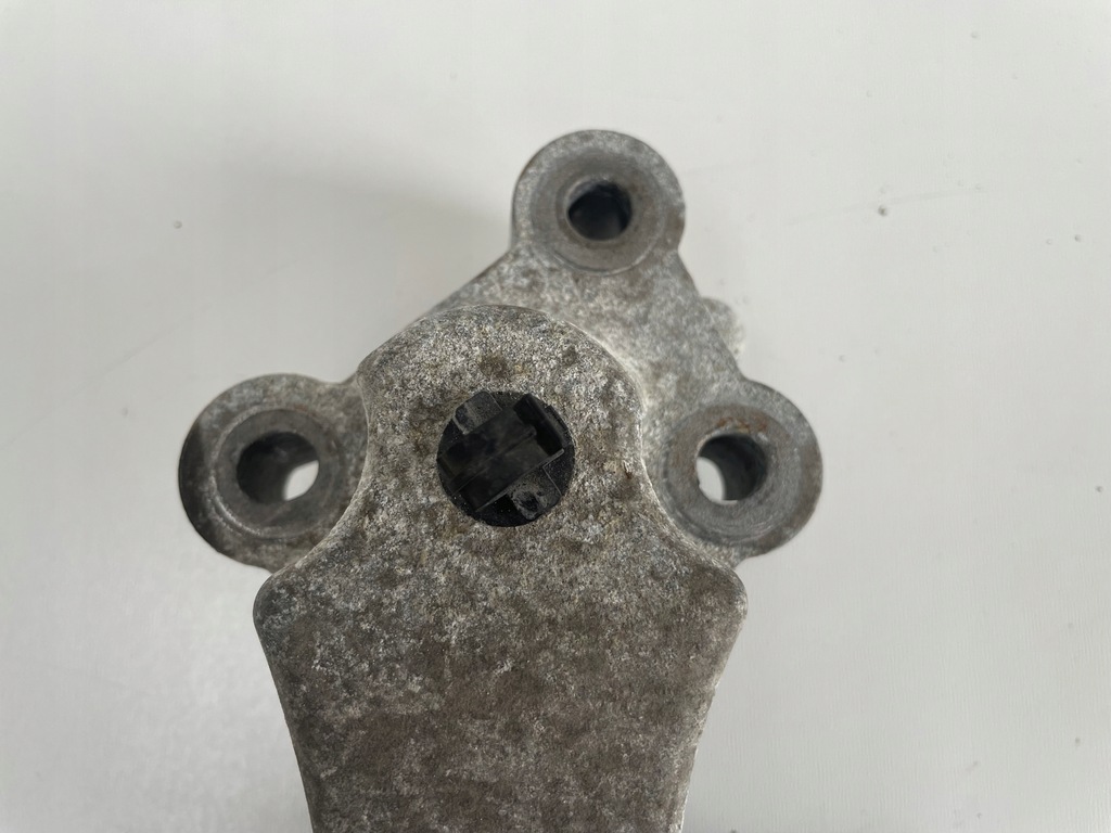 фото №4, Кронштейн подушка двигуна dacia sandero i 1.2 права