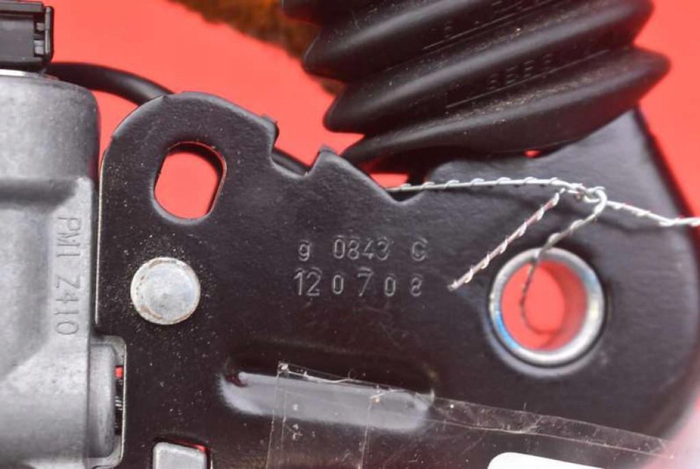 Натяжитель клипса поперечина левая перед 610183700h mini cooper one r56 10-14 Доставка