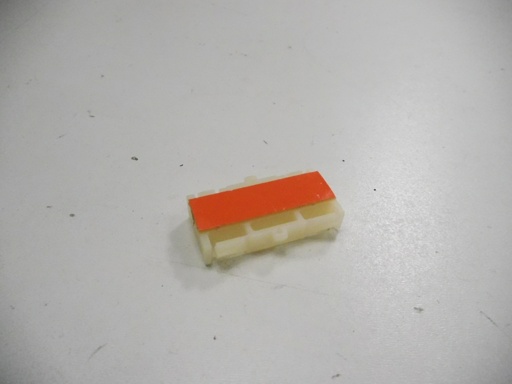 Наружный клипса отделка clio 1 оригинальный номер 7701036119 с Разборки