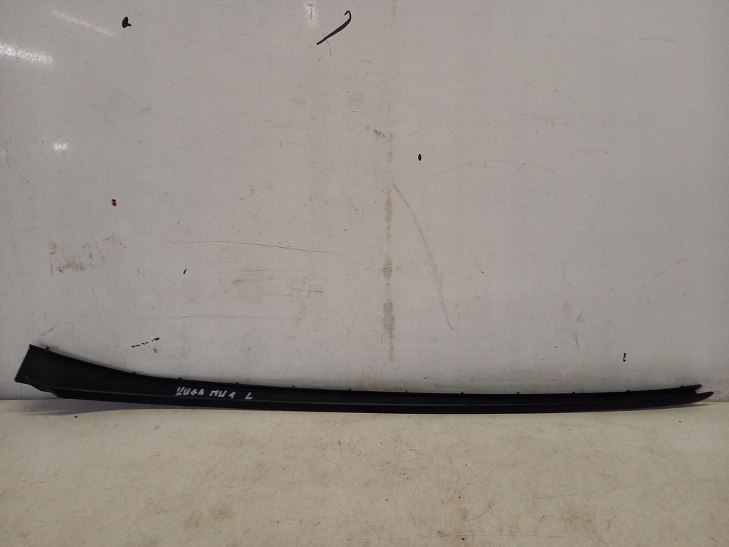 фото №5, Молдинг стекло лобовое левая правая ford kuga mk1