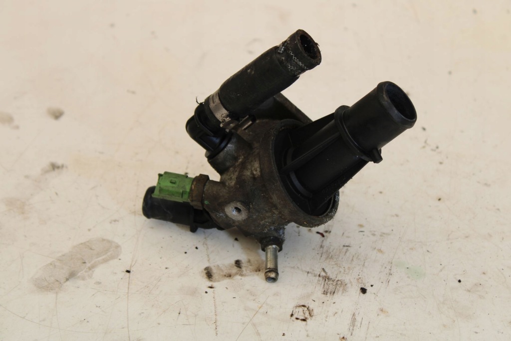 фото №1, Корпус термостата suzuki swift mk7 1.3 ddis