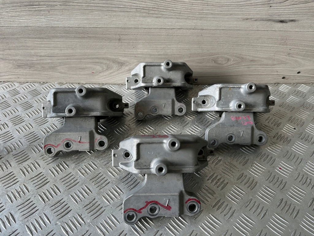 фото №13, Mitsubishi outlander iii 2.4 hybrid кронштейн подушка двигуна коробки передач