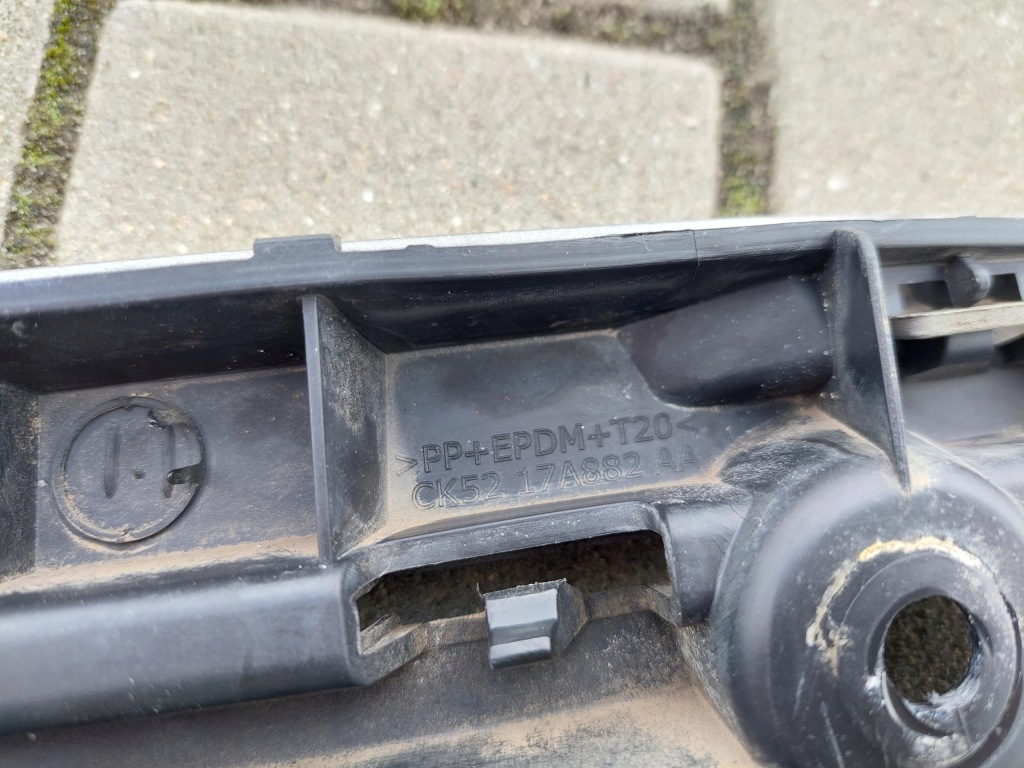 фото №6, Молдинг бампера направляющая задняя задний левый range rover vogue l405 869 luxor