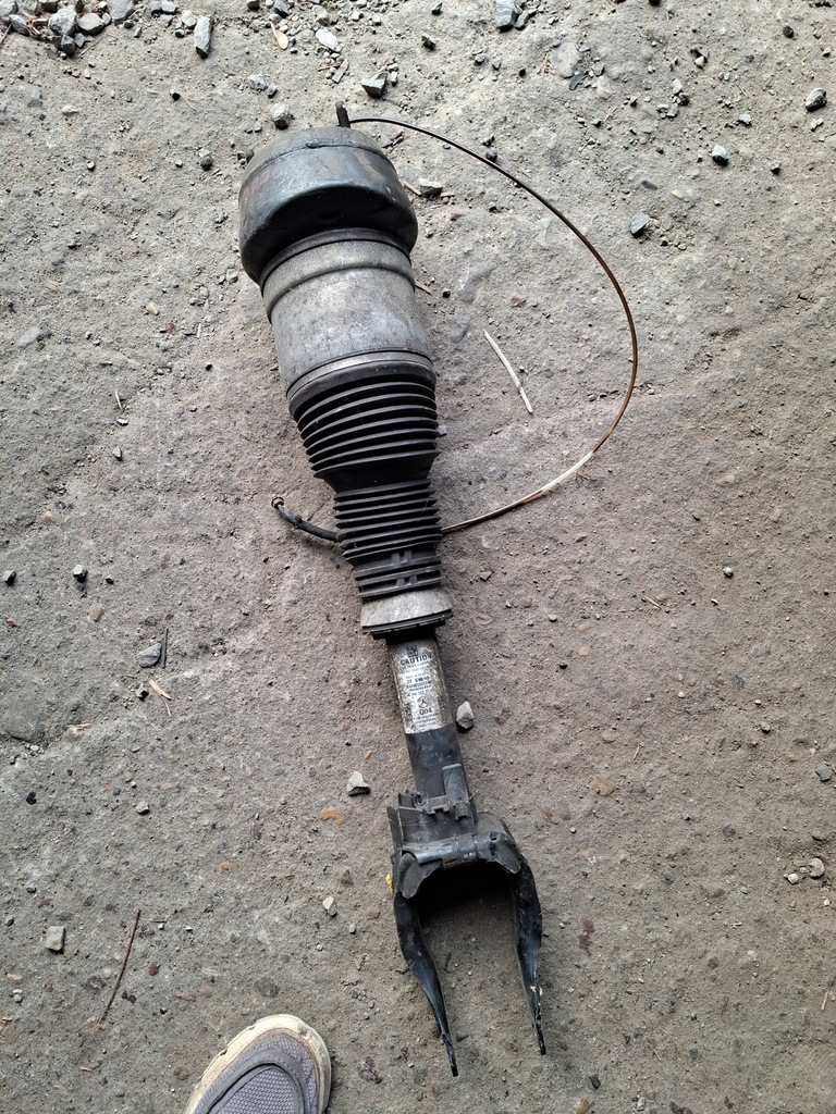 фото №1, Mercedes x166 gl gle амортизатор правый перед airmatic 1663233100 70tyskm