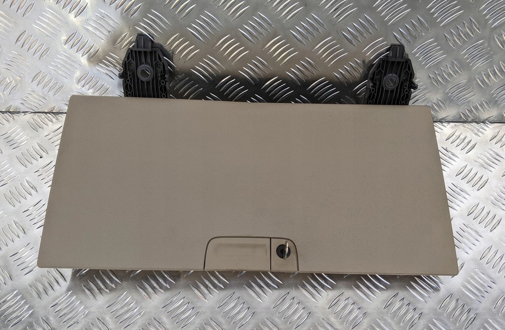 фото №1, Кришка дверцята бардачка scania r