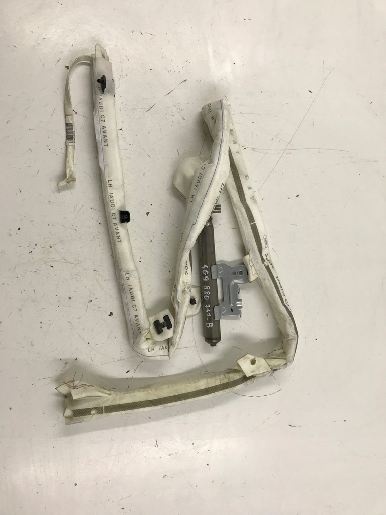 фото №1, Audi a6c7 шторка безопасности левая