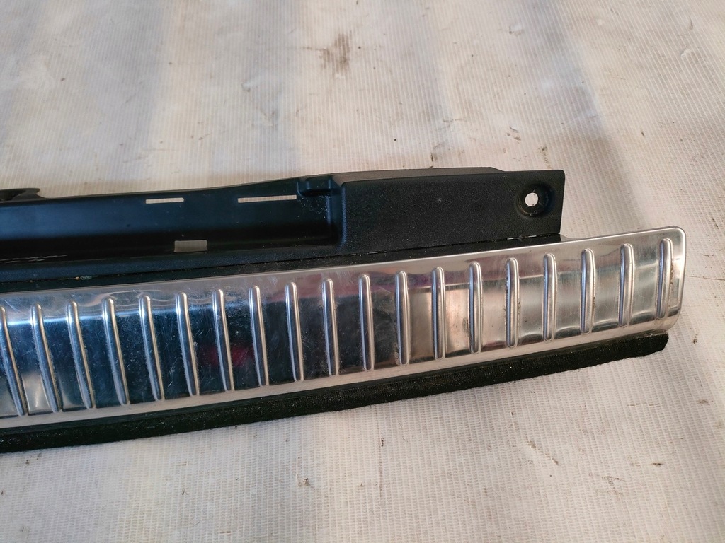 фото №6, Mercedes w213 kombi порог багажника