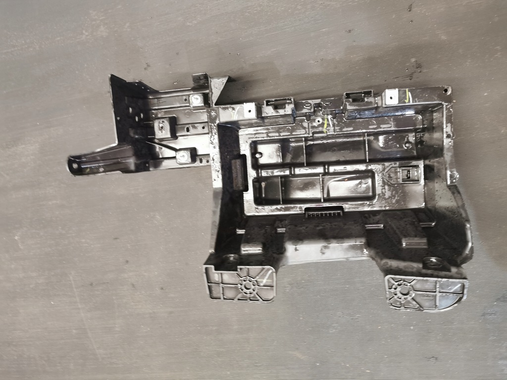 фото №1, 68292465ac dodge ram 5 v кронштейн основание аккумулятор оригинал