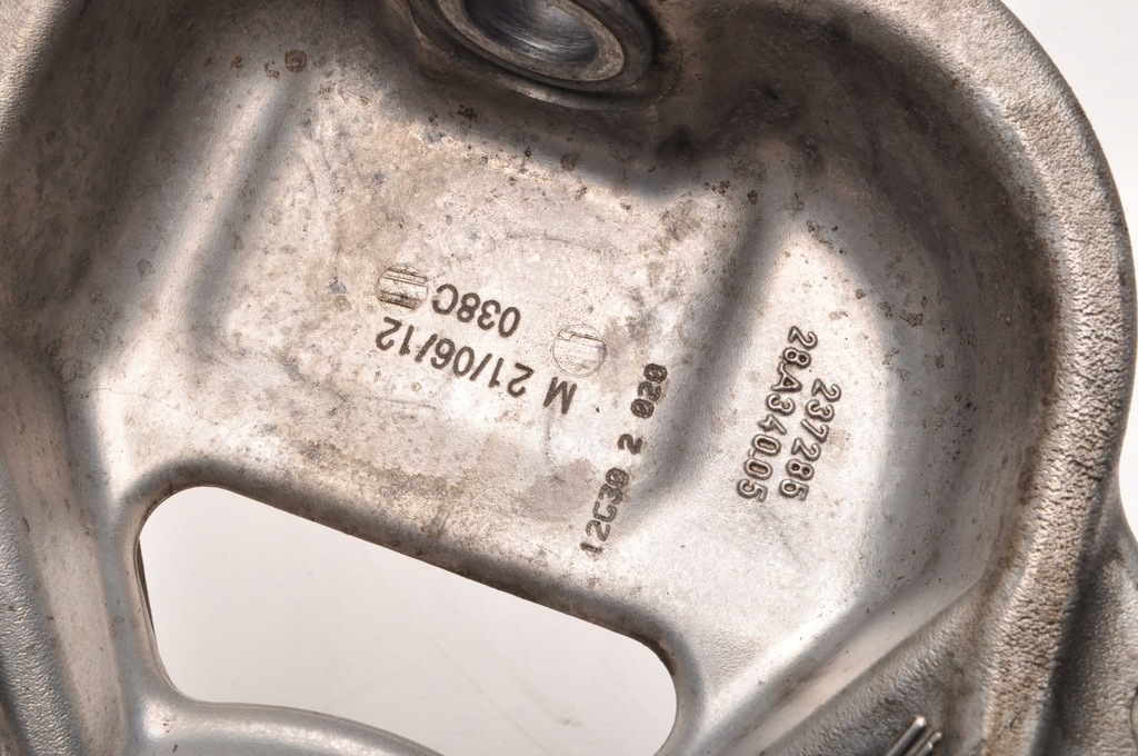 фото №11, Ferrari california 4.3 поворотный кулак левая передняя 237285