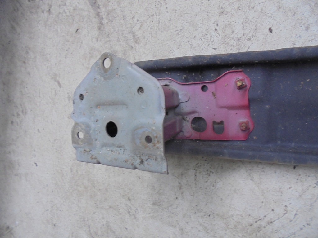 фото №5, Toyota verso балка pod бампер задня