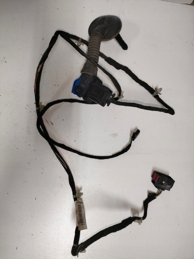 фото №1, Fiat grande punto evo 2012r 5 дверь жгут дверь правый задняя втулка kpl