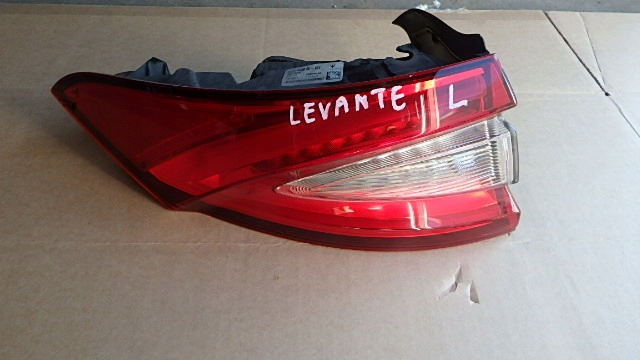 фото №1, Maserati levante лампа задняя левая led 20670103