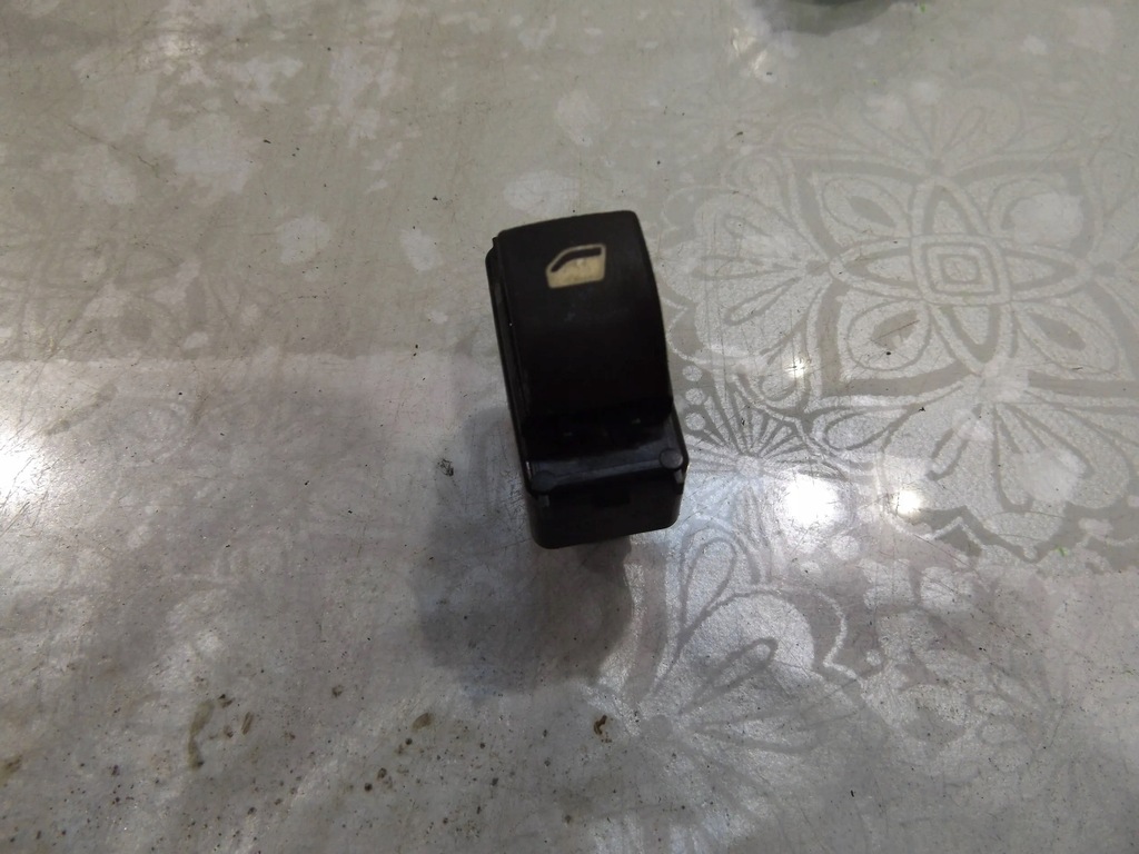 фото №1, 207 переключатель окон правый перед