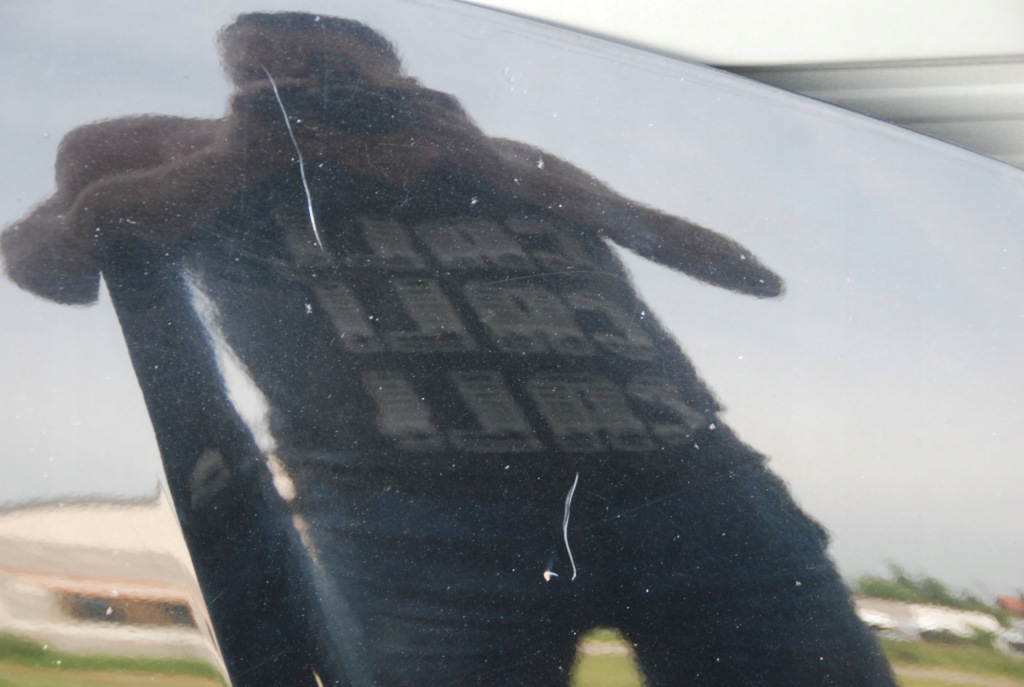 Капот крышка mazda cx7 рестайлинг  черная Оригинал