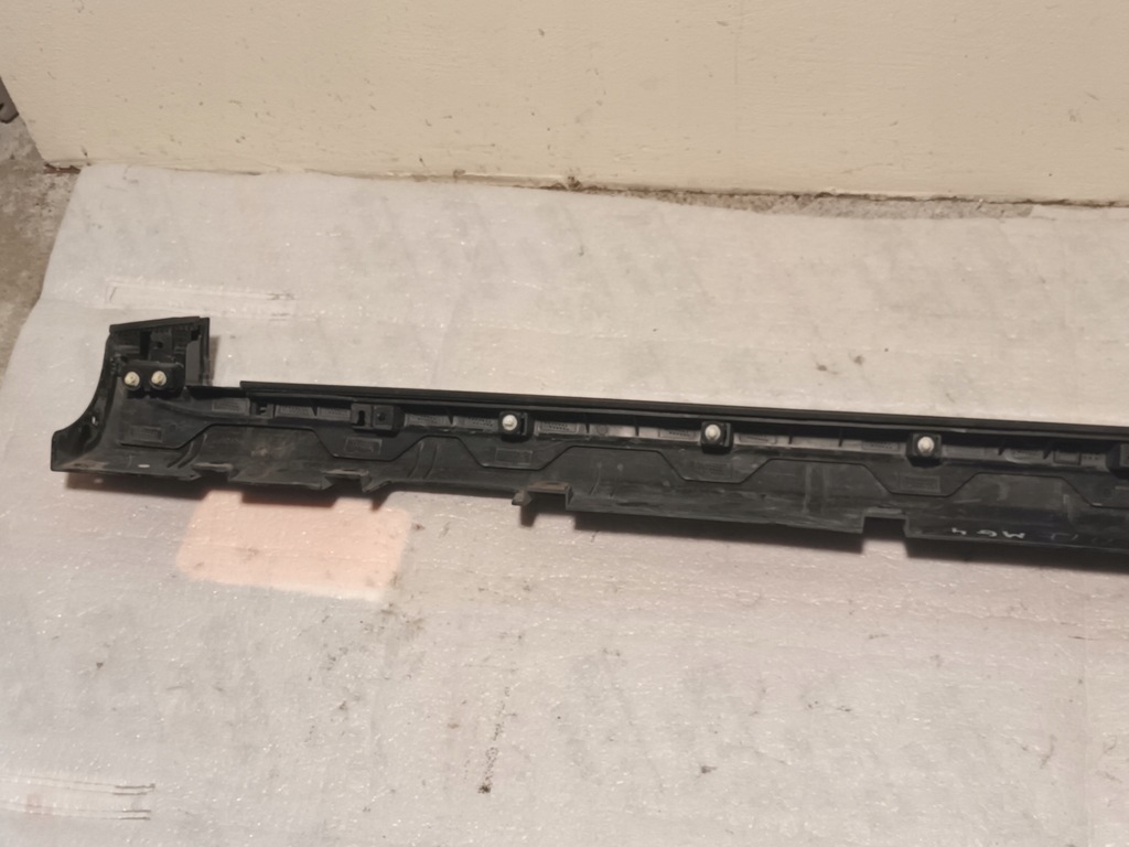 фото №12, Молдинг поріг права mg4 поріг правий