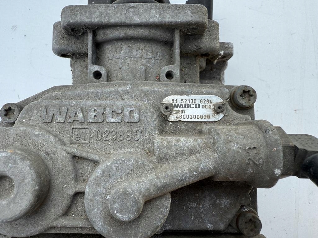 фото №1, Man tgl 12-210 клапан тормоза wabco 4800200020