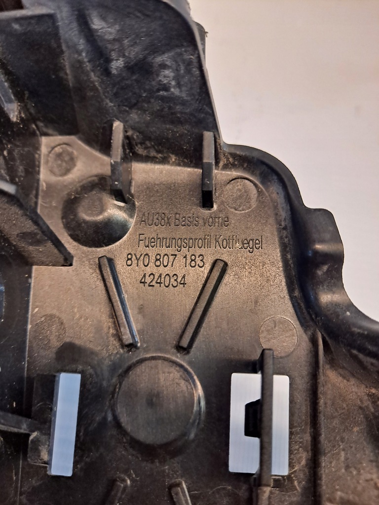 фото №15, Направляющая направляющая кронштейн кронштейн бампера передний audi a3 8y 2020- левый