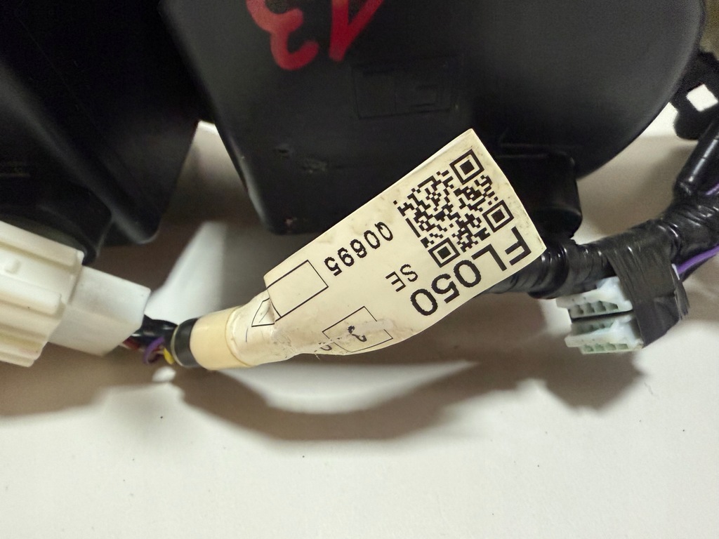 фото №10, Subaru xv ii crosstrek 17-24 usa накладка тунель середнього