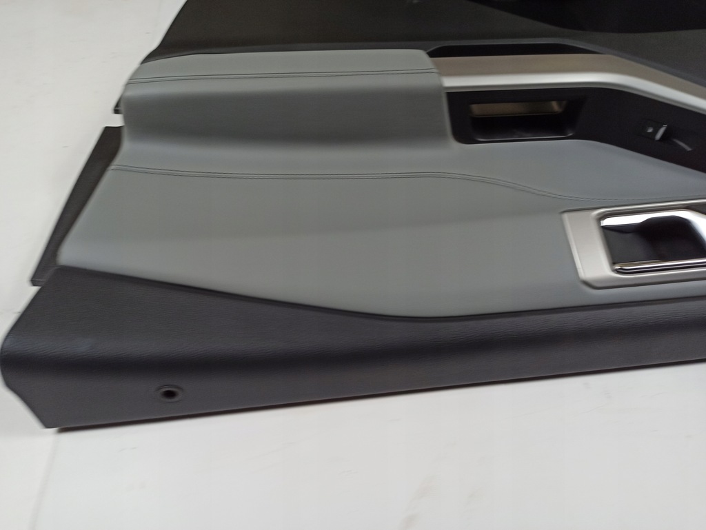 фото №6, Обшивка обивка дверь p перед ford explorer 2020-