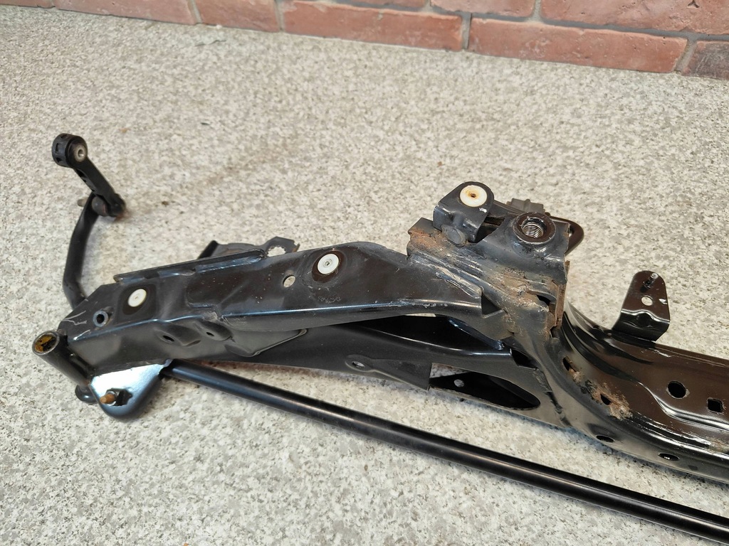 фото №7, Балка підвіска x-drive підрамник задня 6862558 bmw x1 f48 x2 f39