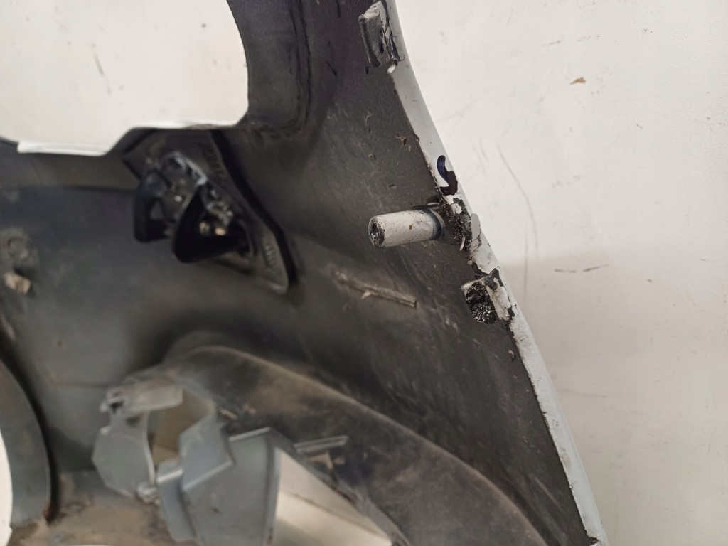 Audi a1 i 10- кутик бампера лівий перед 8x0807437 Доставка