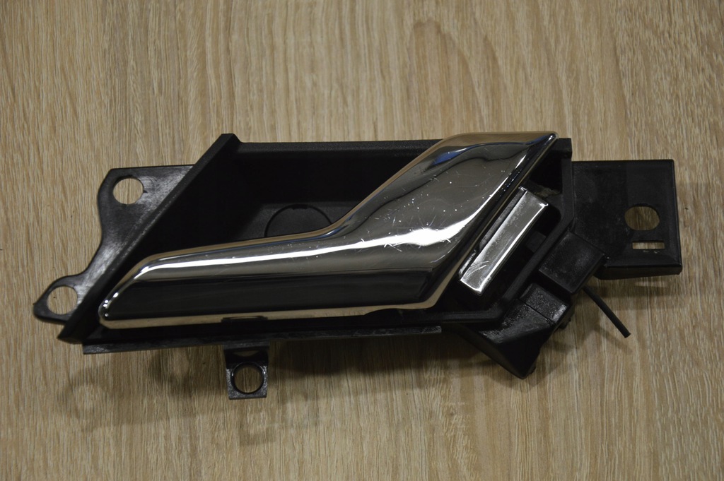 фото №1, Ручка внутрішня правий перед opel antara