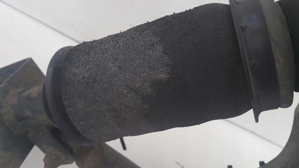 фото №4, Кронштейн кронштейн кабины renault magnum 460 dxi