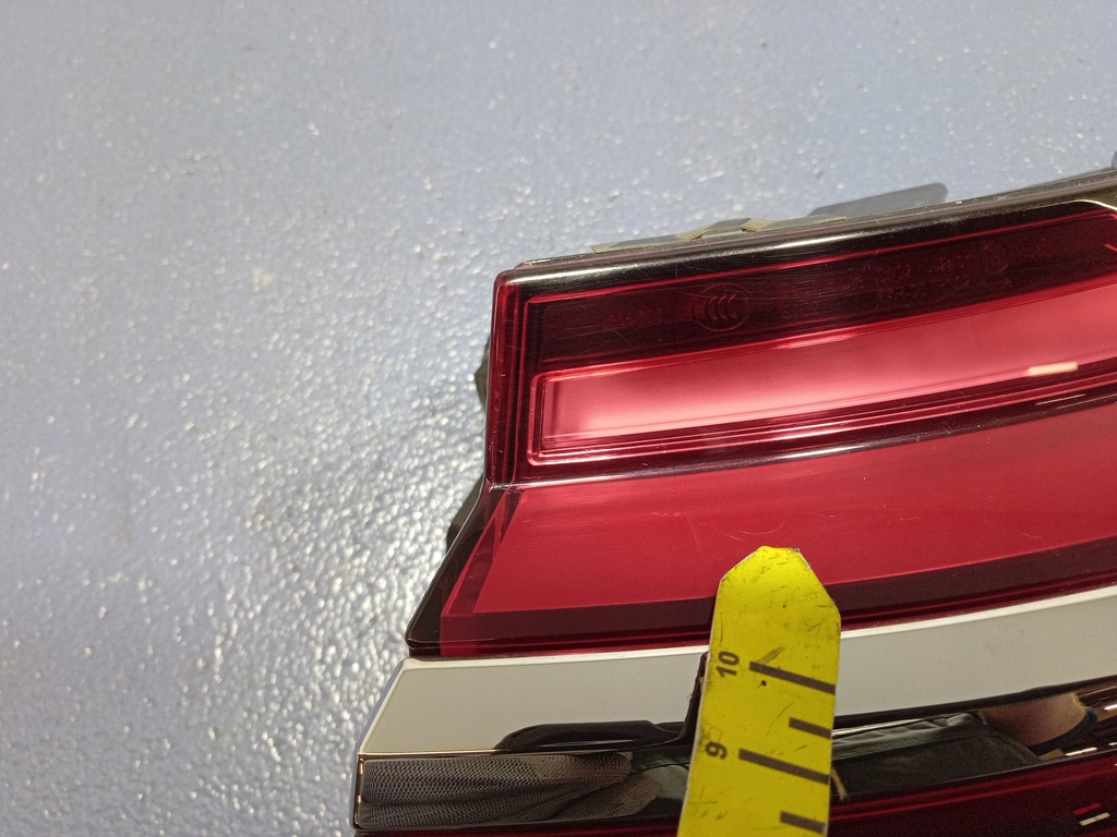 фото №8, Audi a6 c8 sedan лампа задняя правая наружная 4k5945092