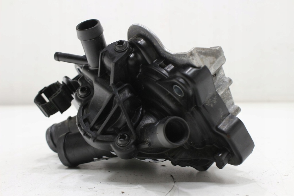 фото №5, Vw t-roc 1.0 tsi корпус термостата насос wody