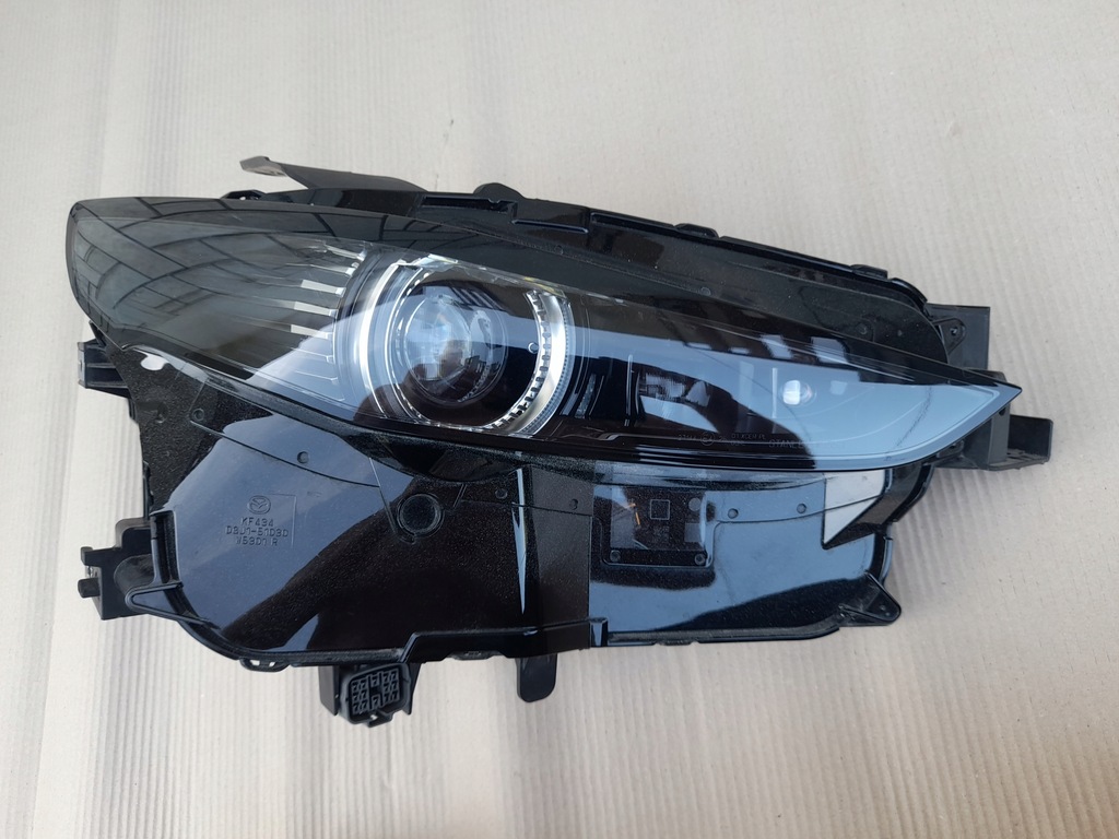 фото №1, Лампа права mazda cx30