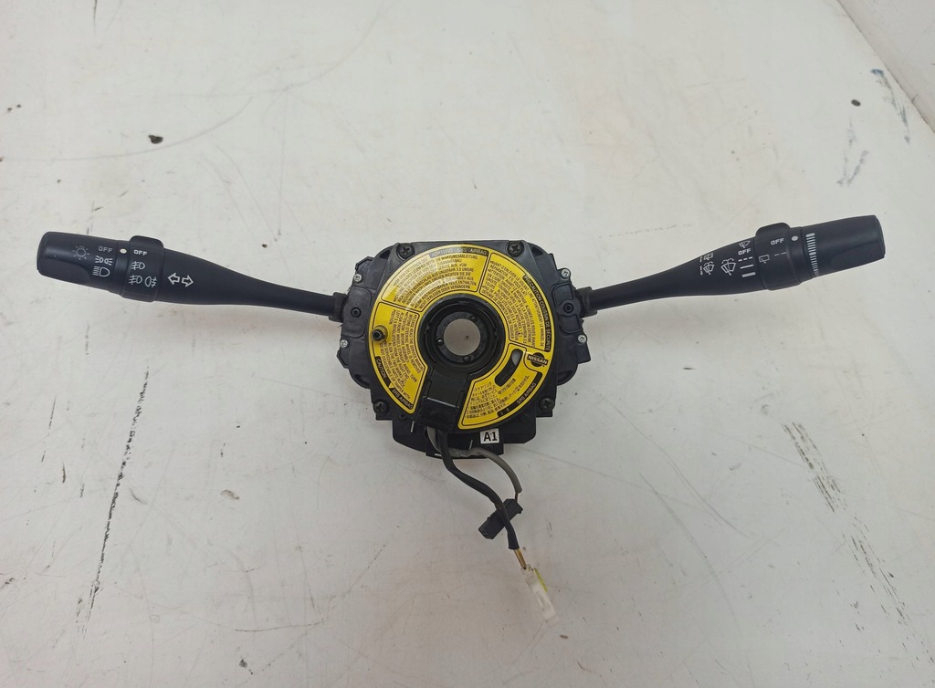 фото №1, Переключатель света поворотники