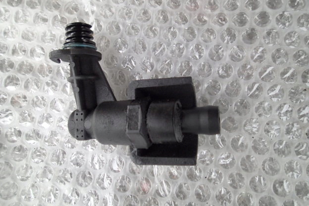 фото №1, Pacifica 4.0 вентиляция картера клапан коллектор впускной