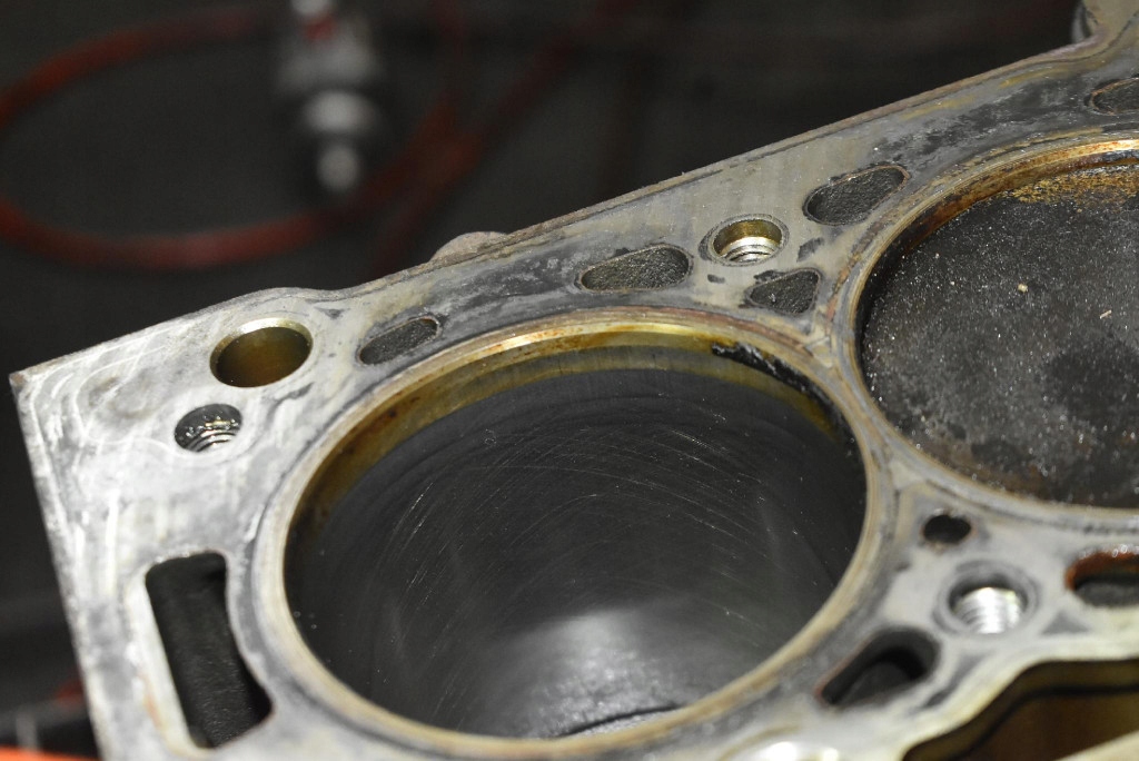 фото №15, Блок dół двигателя wał k7mf710 dacia sandero 1 i 1.6 mpi 87 km 08-12