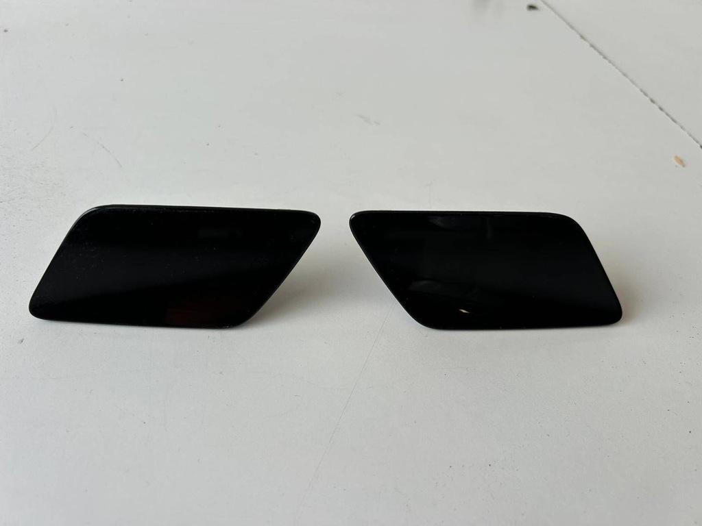 фото №1, Audi q5 80a заглушка распылителя левая правая оригинал